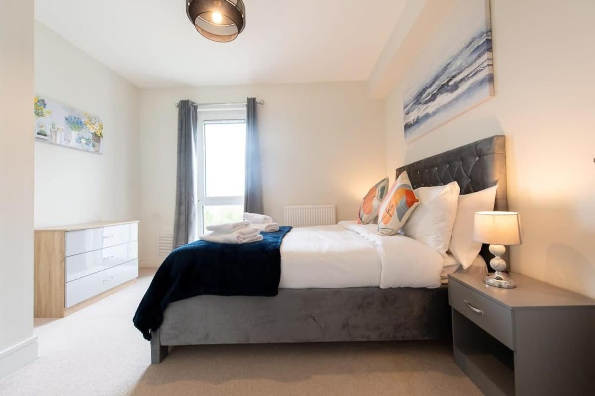 Fantastic 1 Bed Apartment In Crawley Crawley (West Sussex) Exterior foto