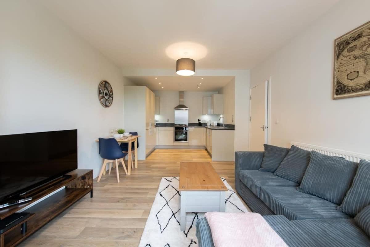 Fantastic 1 Bed Apartment In Crawley Crawley (West Sussex) Exterior foto