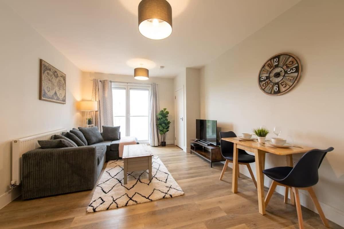 Fantastic 1 Bed Apartment In Crawley Crawley (West Sussex) Exterior foto