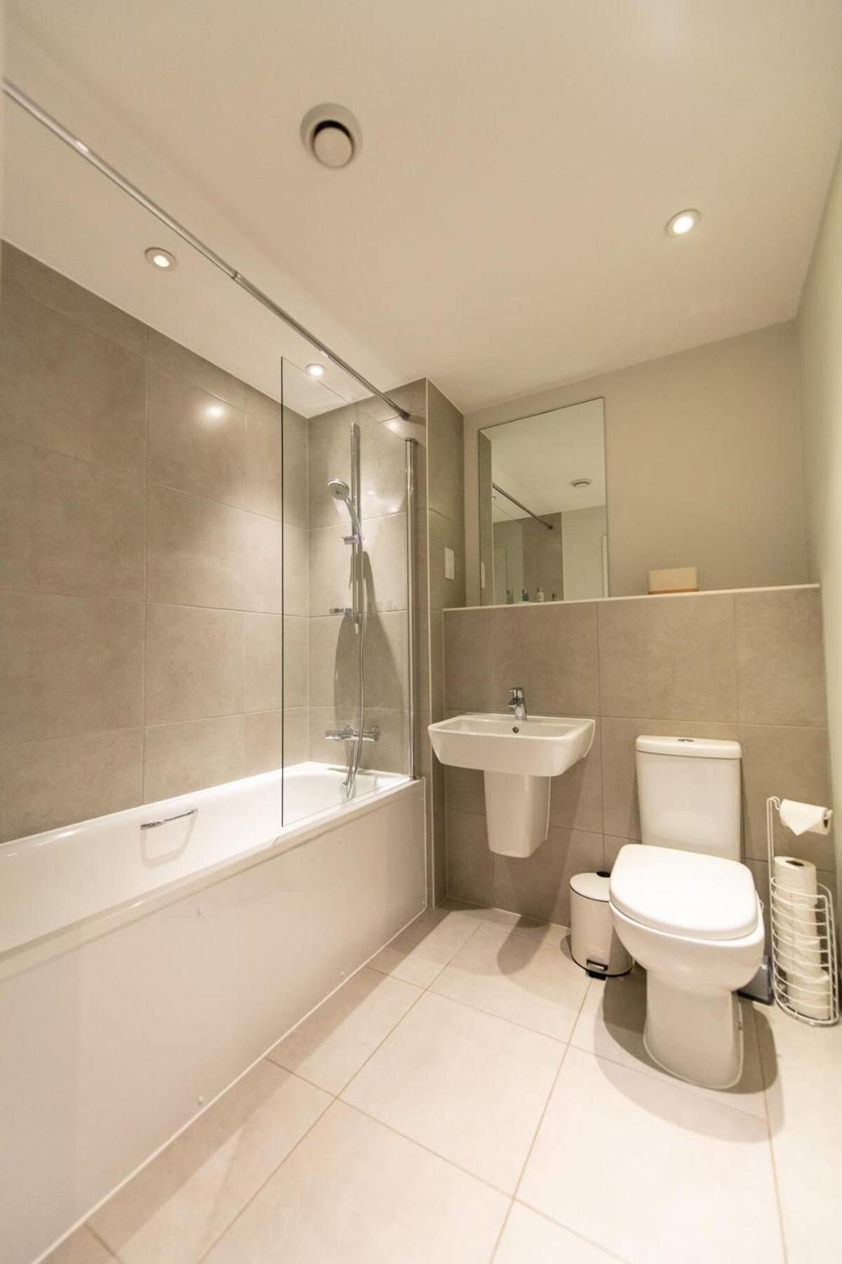 Fantastic 1 Bed Apartment In Crawley Crawley (West Sussex) Exterior foto